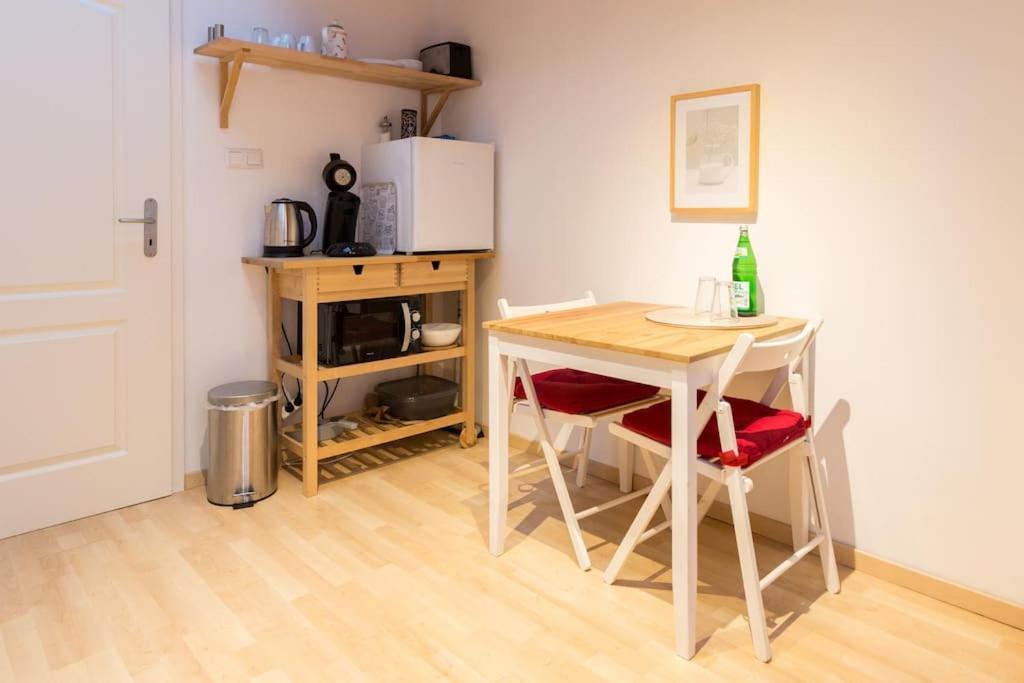 Apartment Wilhelmstr Fuer Bis Zu 3 Personen Brühl 外观 照片